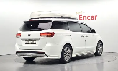 Kia Canival 2017, 115818 км, за 7150.75 USD