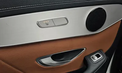 Mercedes-Benz GLC-Class 2021, 50011 км, за 25981.63 USD - фото 27