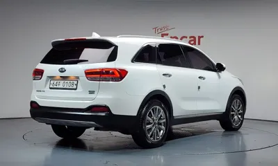 Kia Sorento 2017, 110163 км, за 9702.41 USD