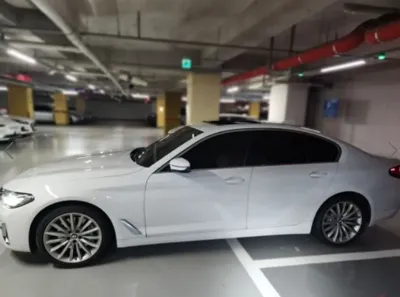 BMW 5-Series 2023, 41186 км, за 25820.25 USD