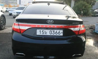Hyundai Grandeur 2017, 145112 км, за 4299.68 USD - фото 6