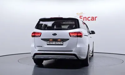 Kia Canival 2016, 75941 км, за 8970.94 USD