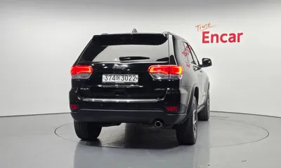 Jeep Cherokee 2019, 74897 км, за 10852.41 USD