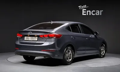 Hyundai Avante 2017, 38249 км, за 7006.88 USD