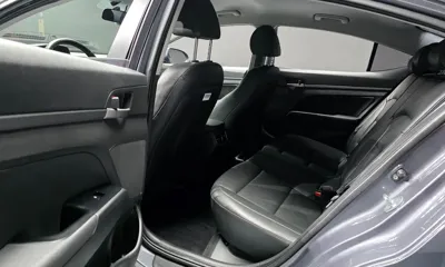 Hyundai Avante 2017, 38249 км, за 7006.88 USD - фото 12