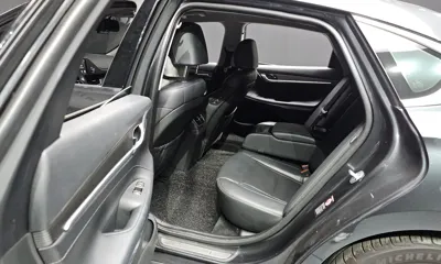 Hyundai Grandeur 2019, 149026 км, за 10994.02 USD - фото 19