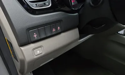 Kia Canival 2015, 165621 км, за 6284.76 USD - фото 16