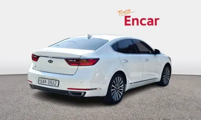 Kia K7 2016, 110456 км, за 7351.98 USD
