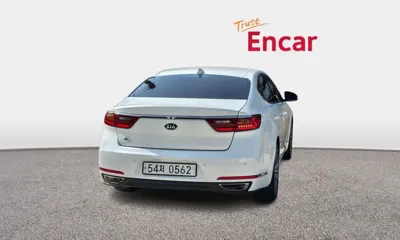 Kia K7 2016, 110456 км, за 7351.98 USD