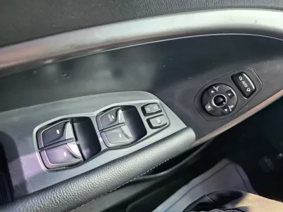 Hyundai Santafe 2016, 103650 км, за 8269.84 USD - фото 12