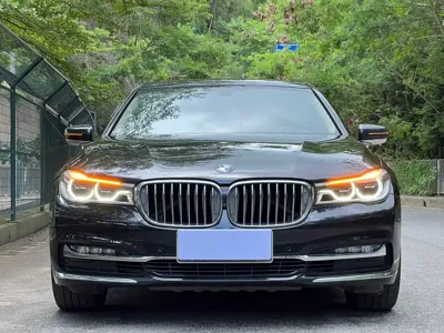 BMW 7 Series 2018, 130000 км, за 27221.37 USD