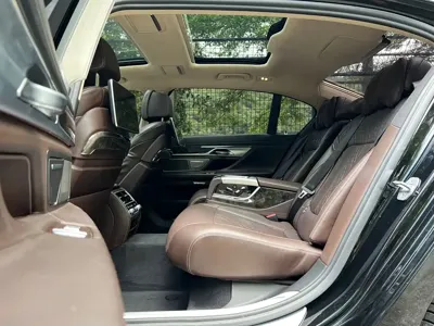 BMW 7 Series 2018, 130000 км, за 27221.37 USD - фото 15