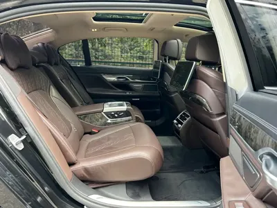 BMW 7 Series 2018, 130000 км, за 27221.37 USD - фото 21