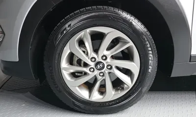 Hyundai Tucson 2016, 188373 км, за 4463.7 USD