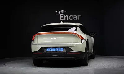 Kia EV6 2023, 21456 км, за 19283.4 USD