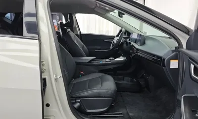 Kia EV6 2023, 21456 км, за 19283.4 USD - фото 11