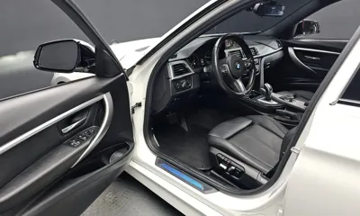 BMW 3-Series 2018, 198028 км, за 9183.41 USD - фото 10