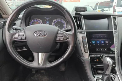Infiniti Q50L 2016, 132100 км, за 9217 USD - фото 18