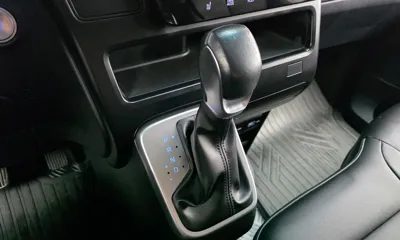 Hyundai Staria 2022, 199589 км, за 10083.28 USD - фото 9