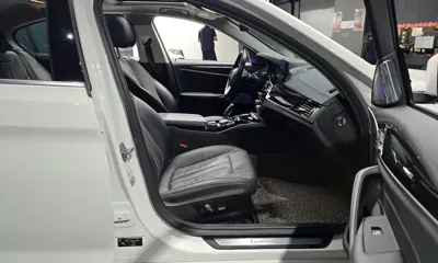 BMW 5-Series 2018, 81113 км, за 17211.91 USD - фото 11