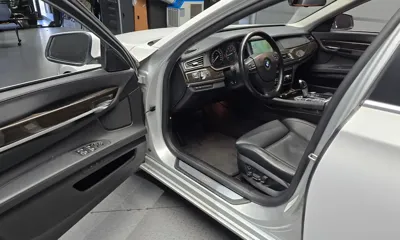 BMW 7-Series 2010, 146399 км, за 3907.28 USD - фото 11
