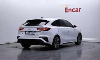 Kia K3 2022, 63828 км, за 9686.01 USD - фото 2