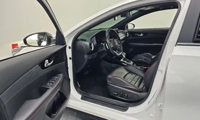 Kia K3 2022, 63828 км, за 9686.01 USD - фото 10