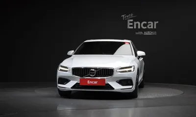 Volvo S60 2021, 25288 км, за 20940 USD