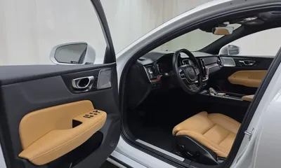 Volvo S60 2021, 25288 км, за 20781.77 USD - фото 10