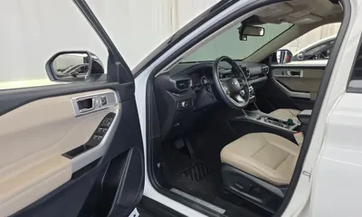 Ford Explorer 2022, 30564 км, за 24878.56 USD - фото 10