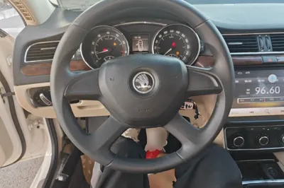 Skoda Superb 2015, 119400 км, за 4305 USD - фото 18