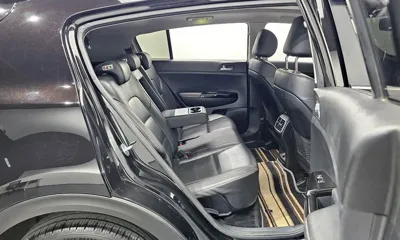 Kia Sportage 2018, 88620 км, за 8775.92 USD - фото 11