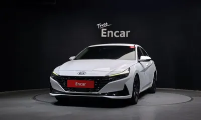 Hyundai Avante 2023, 101085 км, за 10288.46 USD