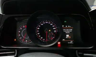 Hyundai Avante 2023, 101085 км, за 10288.46 USD - фото 8