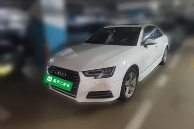Audi A4L · 2017 год