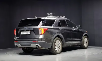 Ford Explorer 2020, 97993 км, за 15097.81 USD