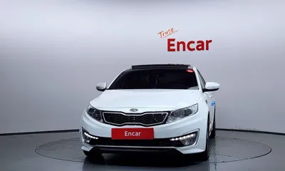 Kia K5 2012, 147708 км, за 3610.35 USD