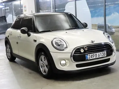 MINI Cooper · 2016 год