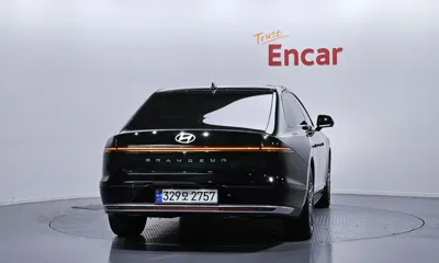 Hyundai Grandeur 2023, 31157 км, за 24478.14 USD