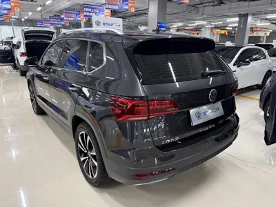 Volkswagen Tharu 2023, 31000 км, за 20512.37 USD