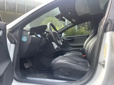 Tesla Model S 2019, 136000 км, за 16671.25 USD - фото 14