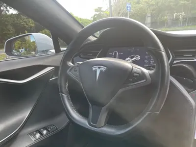 Tesla Model S 2019, 136000 км, за 16671.25 USD - фото 20