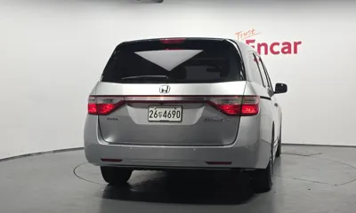 Honda Odyssey 2013, 95679 км, за 6446.57 USD