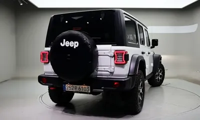 Jeep Wrangler 2022, 53285 км, за 29210.98 USD