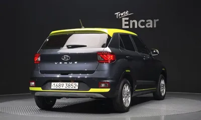 Hyundai Venue 2020, 95010 км, за 14715.22 USD