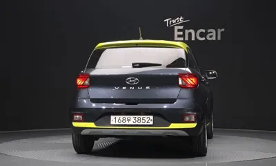 Hyundai Venue 2020, 95010 км, за 14715.22 USD