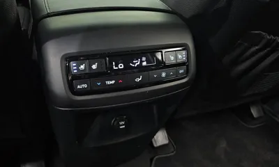 Hyundai Palisade 2024, 49057 км, за 22996.75 USD - фото 29