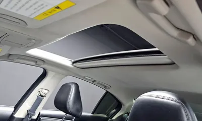 Infiniti Q50 2016, 90685 км, за 4562.91 USD - фото 18