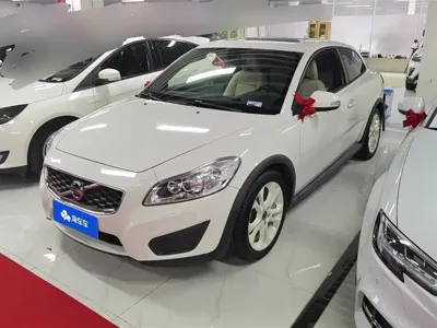 Volvo C30 · 2013 год