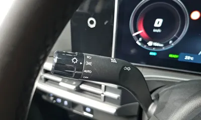 Hyundai Santafe 2024, 26989 км, за 23116.48 USD - фото 33